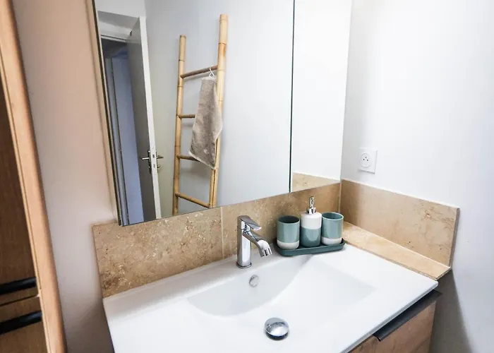 L'alcove Romaine * Nîmes